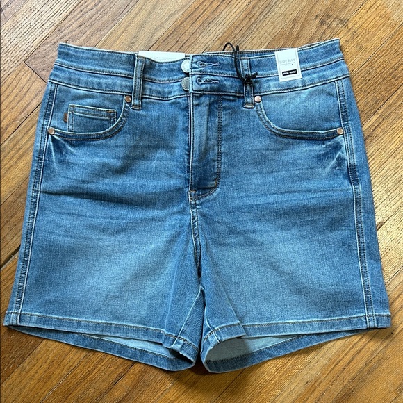 Judy Blue Pants - Judy Blue Classic Blue Jean Shorts
